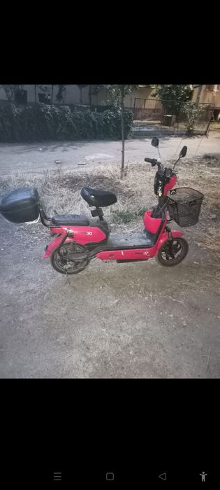 Элктроскутер продам