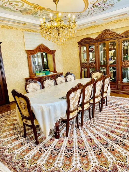 kvartira sotiladi 13 kv Navastroyka