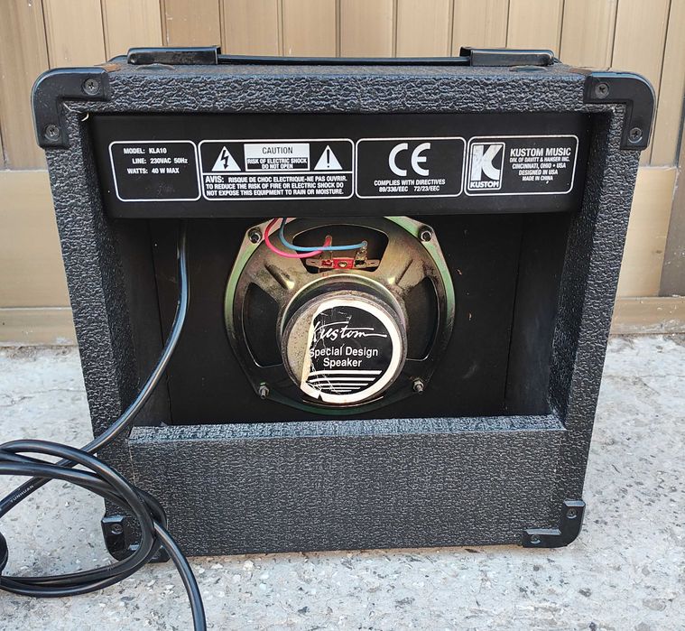 Кубета за електрическа китара 10w и 15w