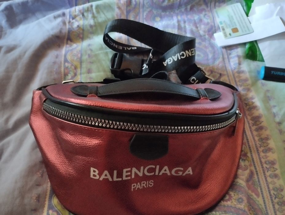 Продаем сумочку новый для красоток