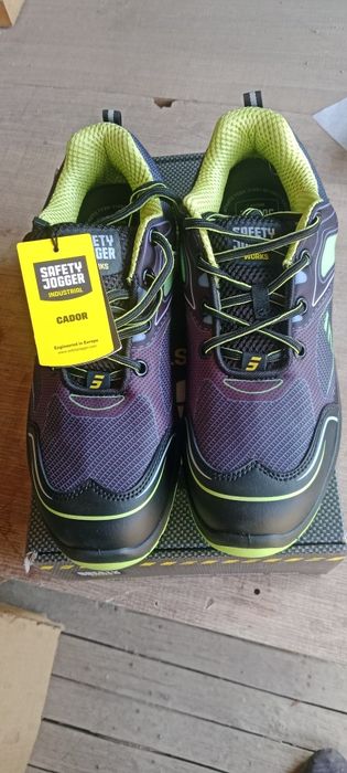 защитные ботинки