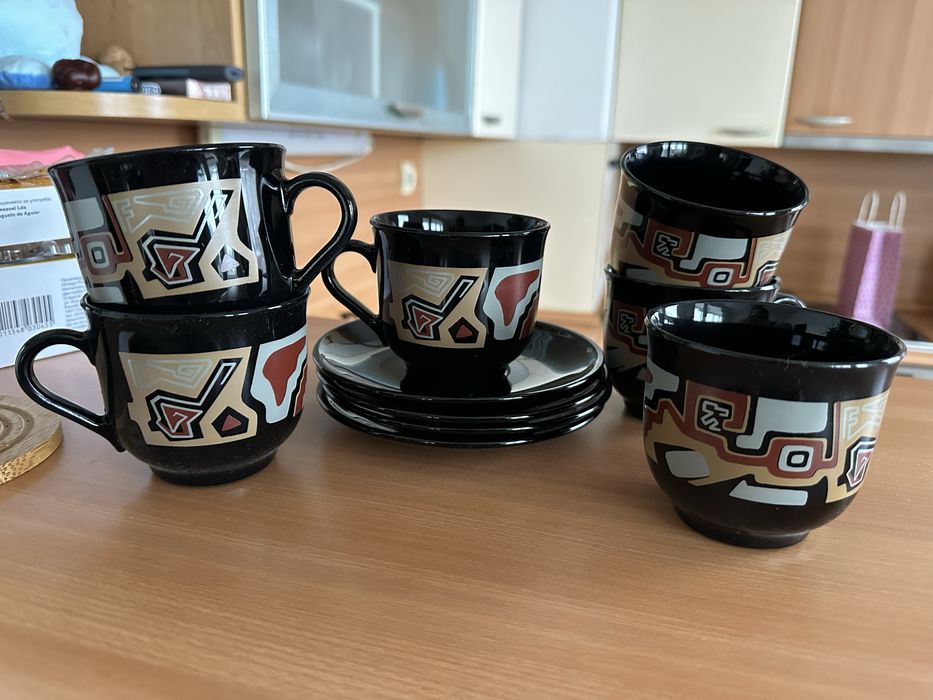 Порцеланови чаши за кафе