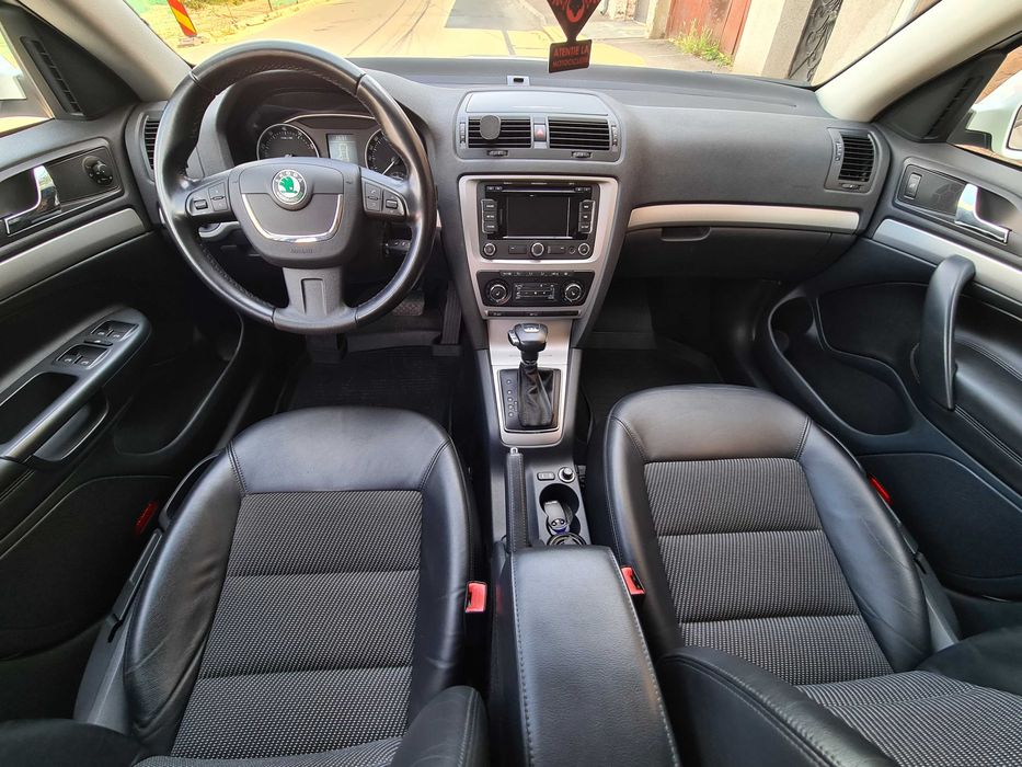 SKODA Octavia 2012 — imagine 6