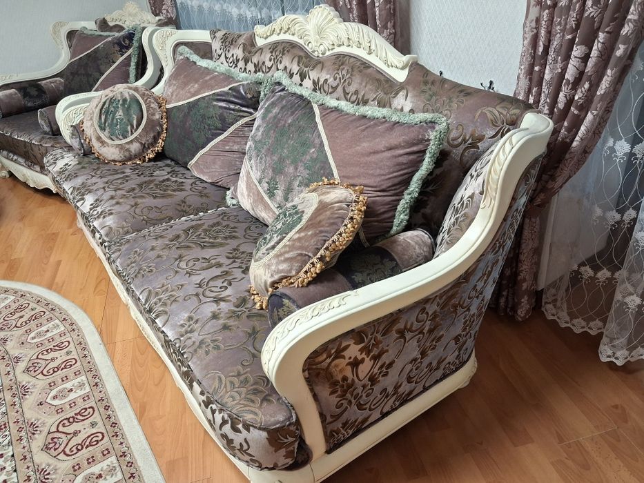 Продам элитную мягкую мебель