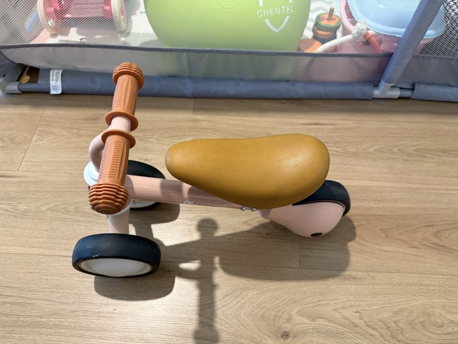 Беговел Кinderkraft