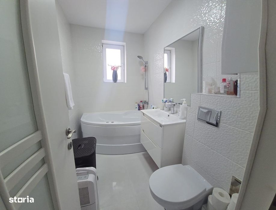 Apartament finisat Lux Floresti 44mp utili plus balcon zona Florilor