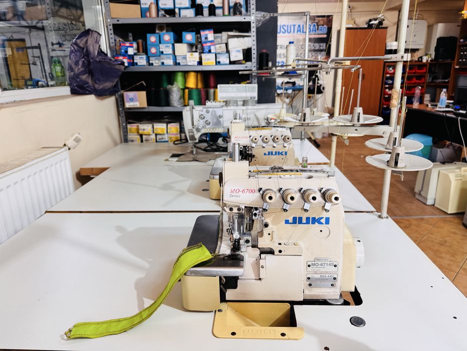 Masina de surfilat JUKI MO 6700 2 ace 4 fire stare impecabila