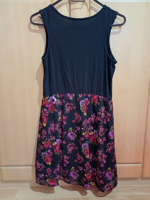 Vand rochie de vara, Terranova, M, în stare perfectă