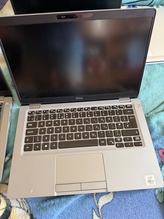 Vand Laptop dell Latitude 5310 /5400