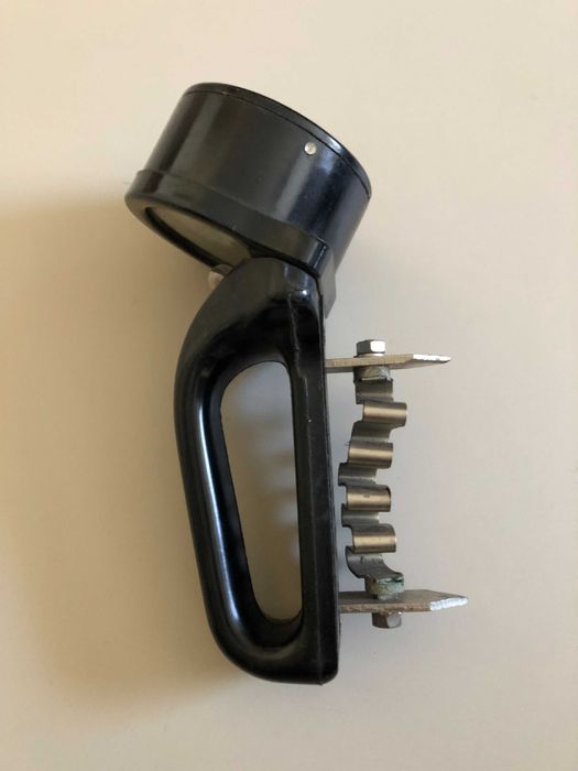 Aparat de masura panalogic entru verificare acumulatori