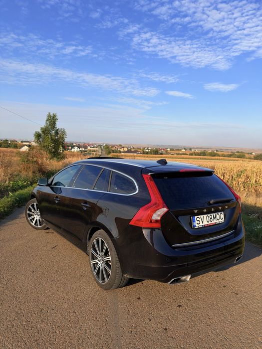 Volvo V60 / 2016 / 2.4 Diesel Plug-in Hybrid / Automata / Full Option