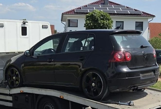 Jante Golf GTI detroit r18