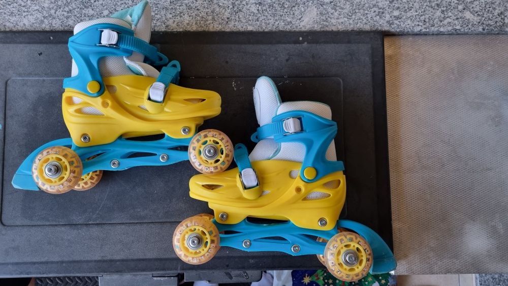 Role copii 4 roti + set cotiere