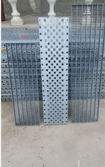 Trepte zicate galvanizate