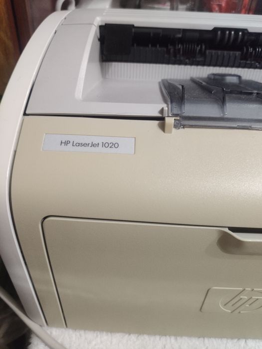 Продам принтер HP Laser Jet 1020