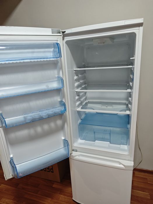 Холодильник BeKo продам
