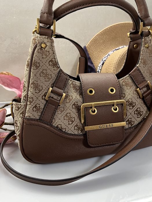 Guess дамска чанта