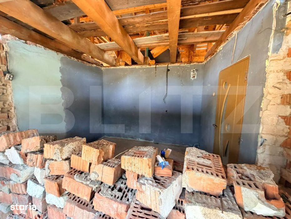 Casa de vanzare, 220 mp, teren 2.000 mp, zona Predelut
