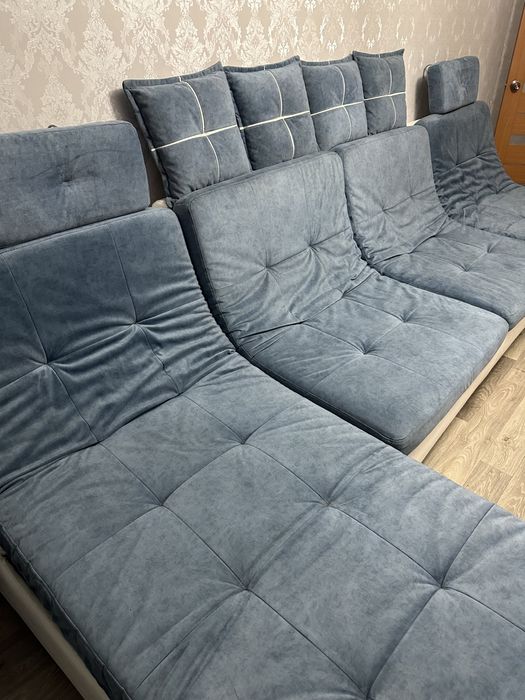 Диван с атаманкой и пуфиком