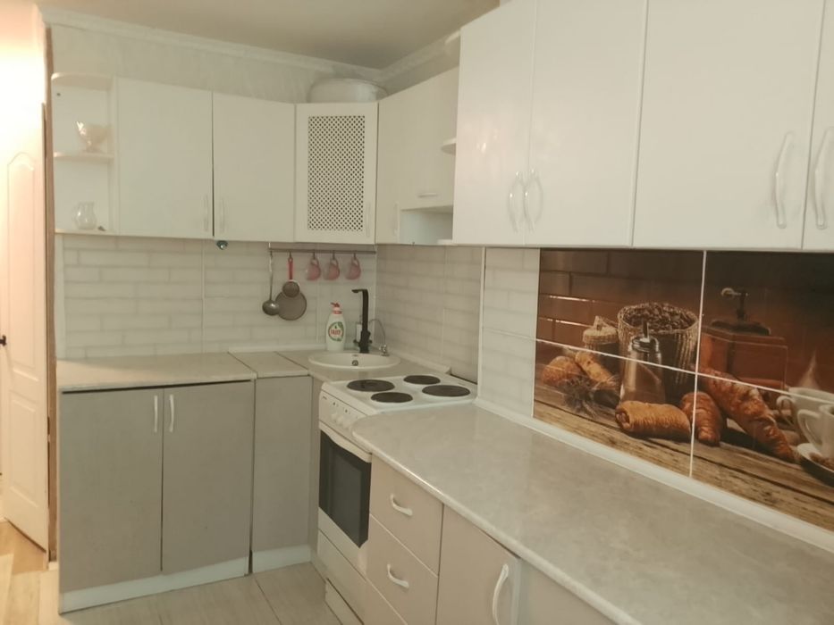 Кухонный гарнитур. СРОЧНО