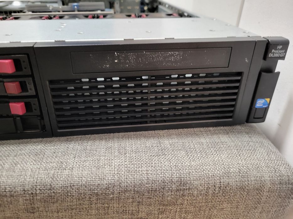 Server HP Proliant DL380 G7 2 x INTEL 6 CORE X5660 2.8Ghz