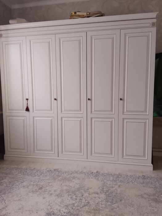 пятидверный шкаф