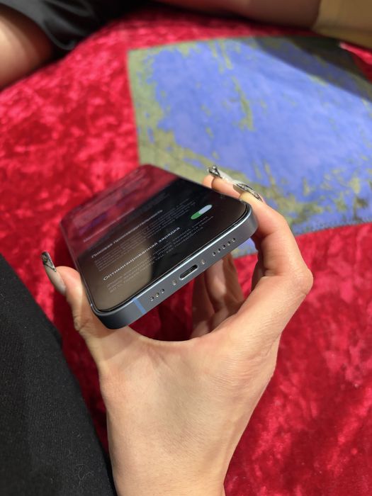 продам айфон базовый 14