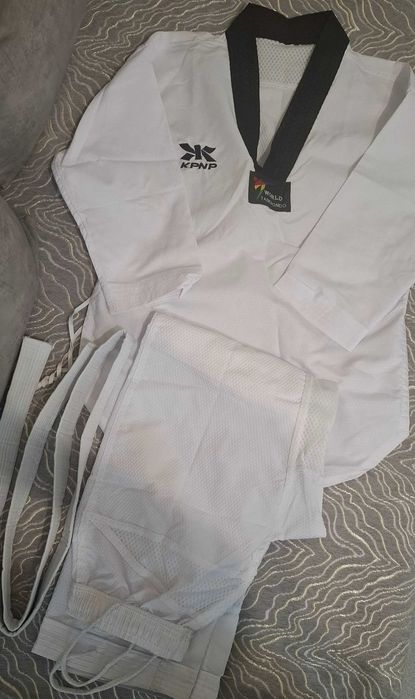 Форма для тхэквандо на 10-11 лет