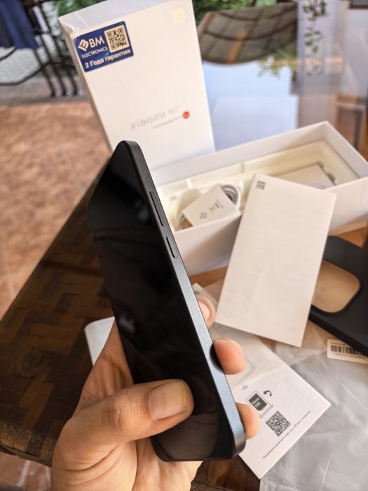 Xiaomi 15T 5G 12\256 в идеальном состоянии в полном комплекте! Флагман