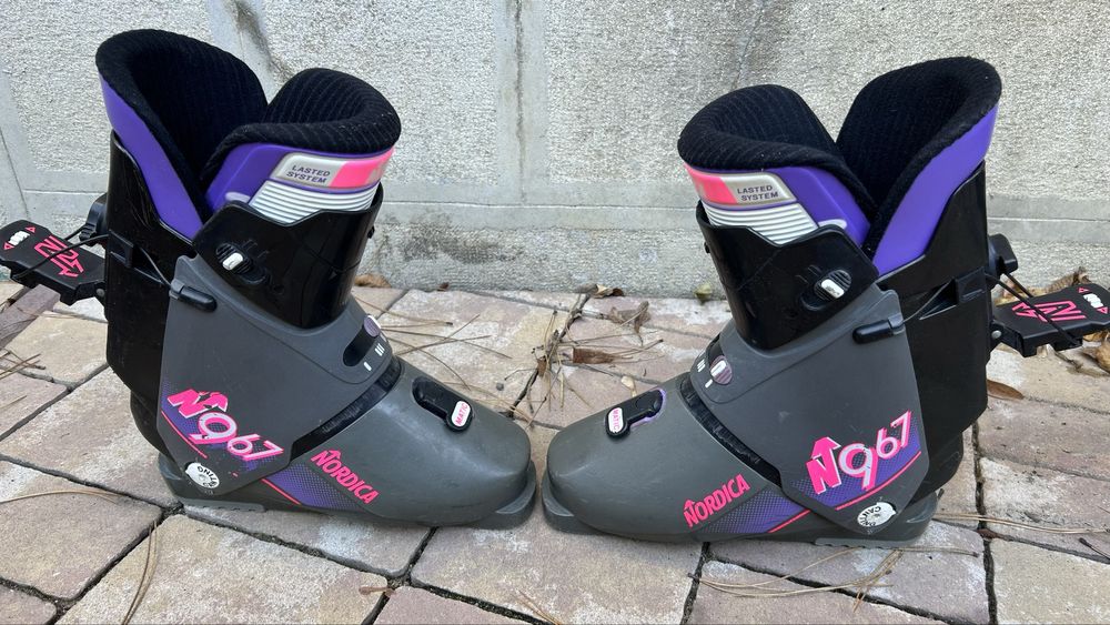 Super ofertă – clăpari de schi Nordica N 964