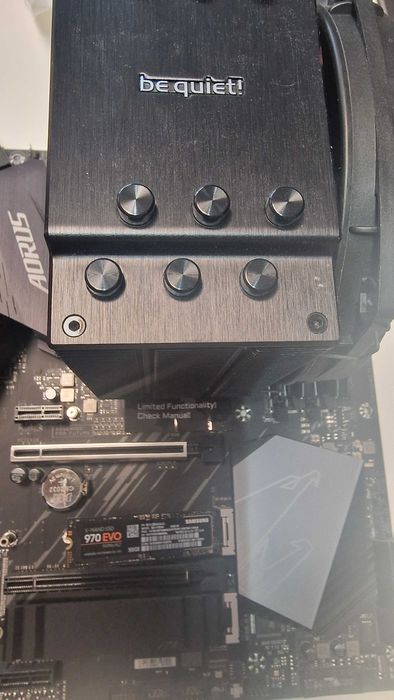 componente calculator I7 10700K - MB cu WiFi, DDR 4  dar fara sursa sau carcasa