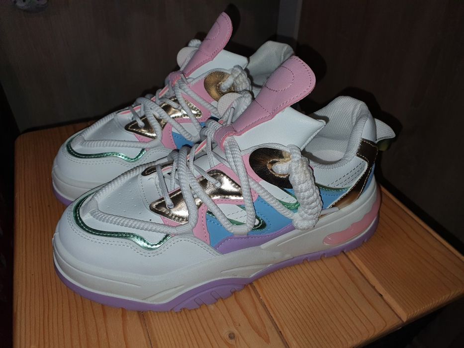 Дамски маратонки