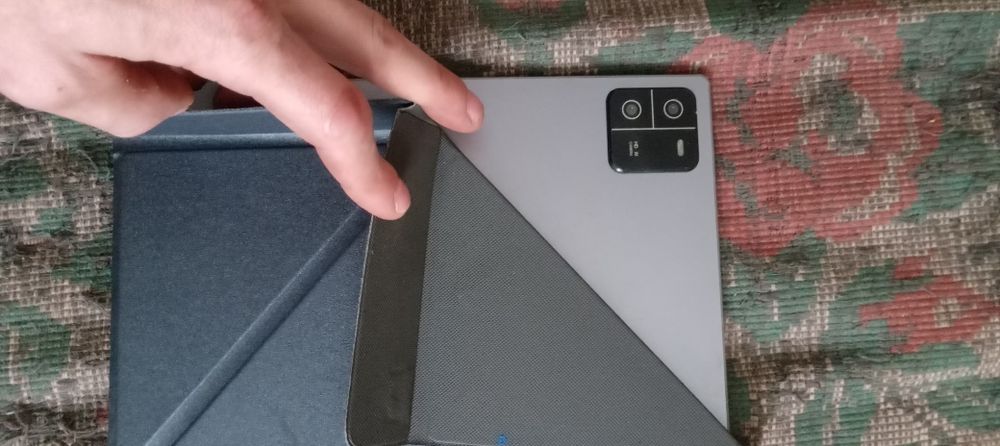 Обменяю планшет на 1терабайт