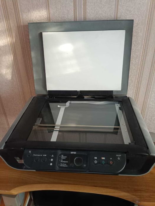 Продам МФУCanon PIXMA MP160 принтер/сканер/копир
