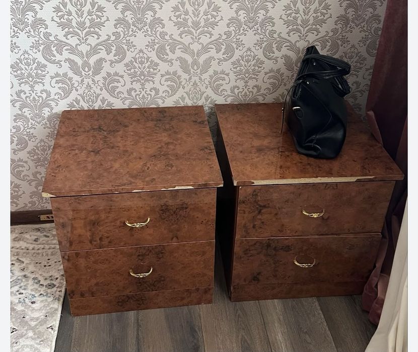 Продается спальный гарнитур