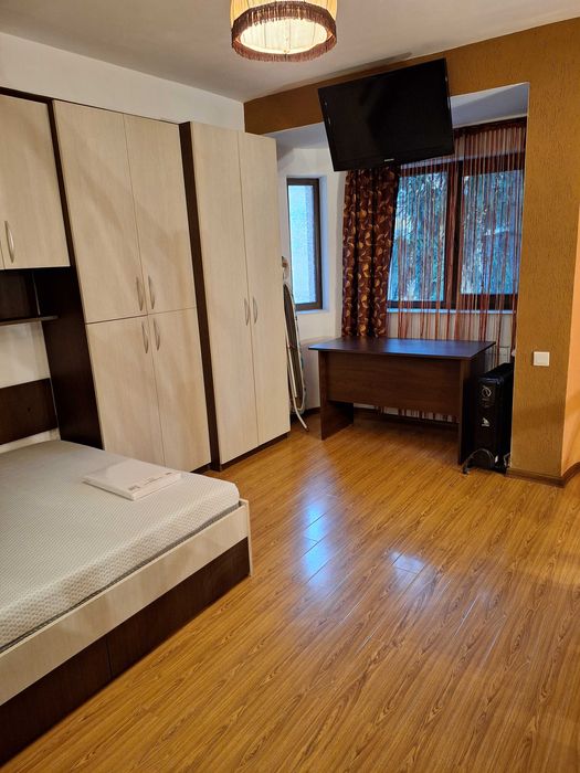 Ofer pentru închiriat ultracentral casă tip apartament (48 m2)