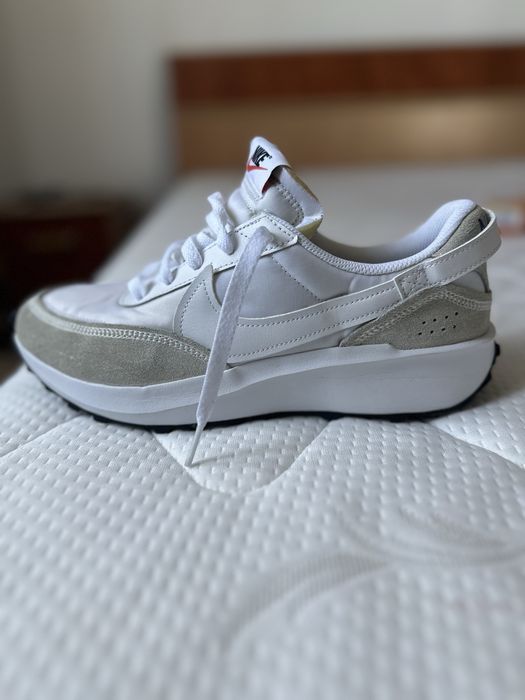 adidasi dama, nike