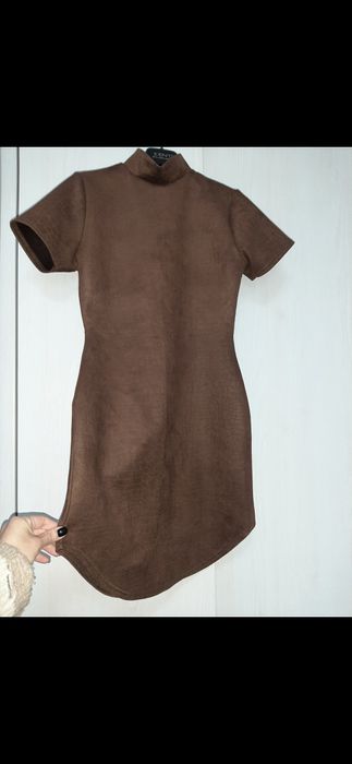 Курточка, сарафан каждая 2500