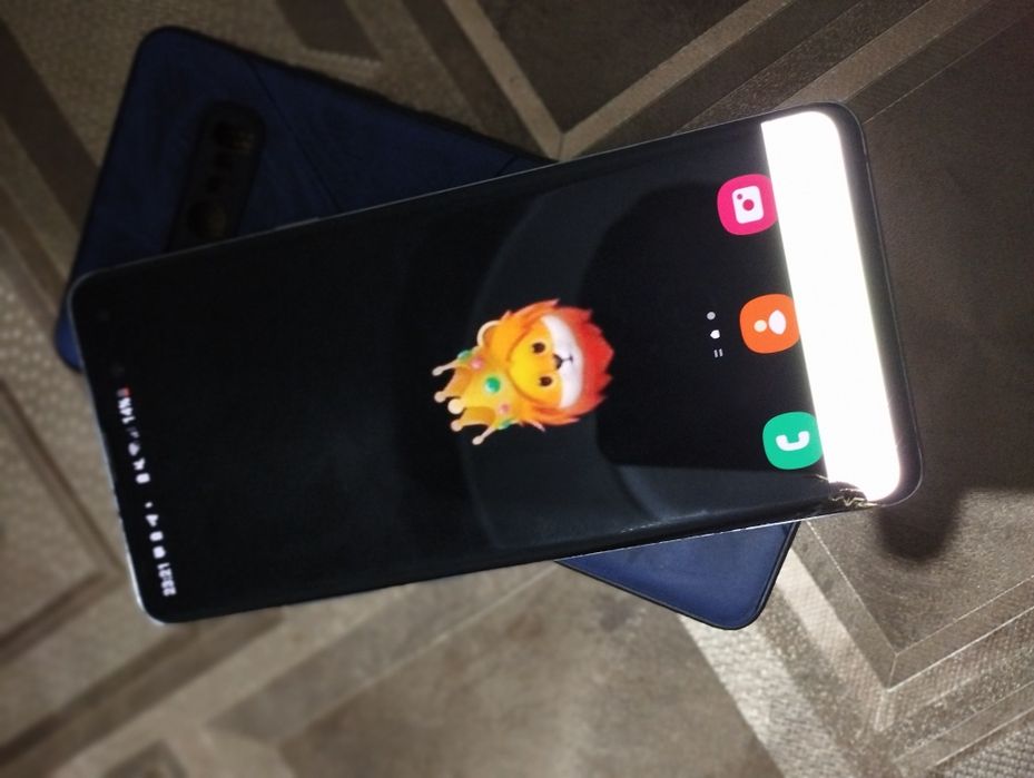 SAMSUNG S10 5G.  8.256 talik aybi rasmda korsatilgan.