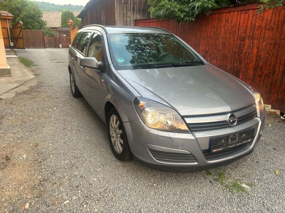 Opel Astra H 1.6 benzină