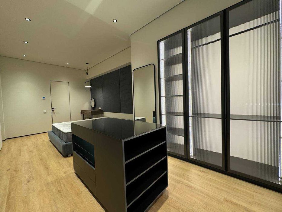 NRG-Ойбек! Сдается новая 3-х комнатная в элит комплексе!