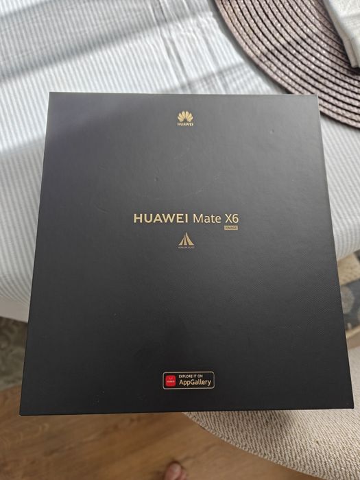 Продам Huawei Mate X6  12/512