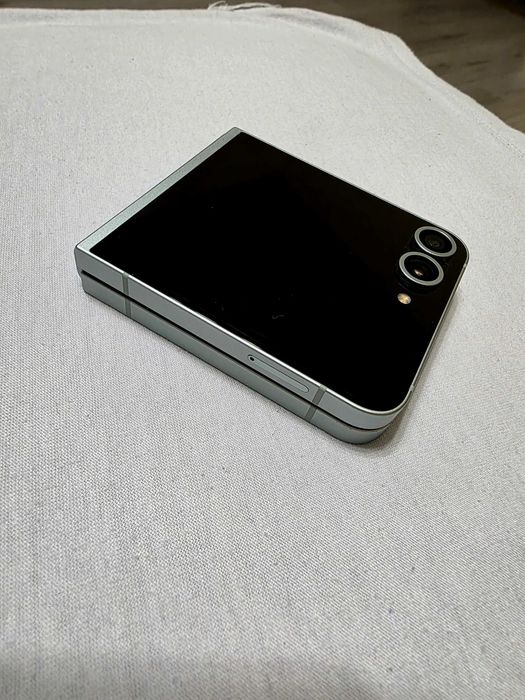 Samsung Galaxy Z flip 6