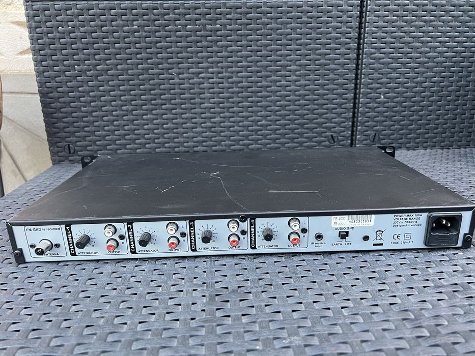Apart PR4000R Professional Quad Stereo FM Tuner
