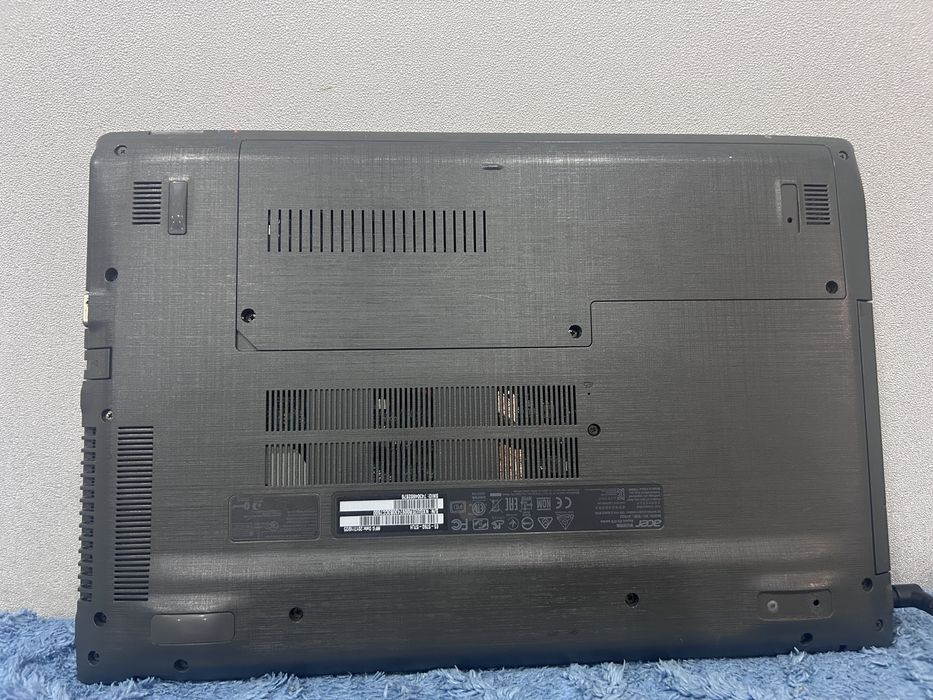 Продам ноутбук acer 1000gb