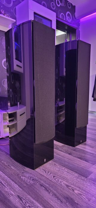 Yamaha ns 777 ..