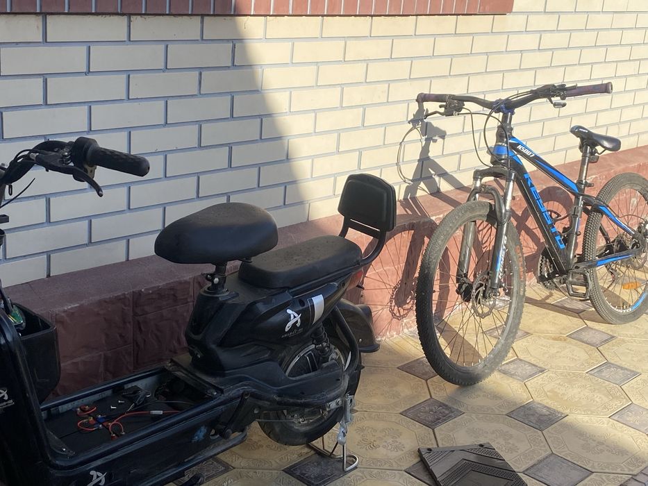 Скутер Amanat x5