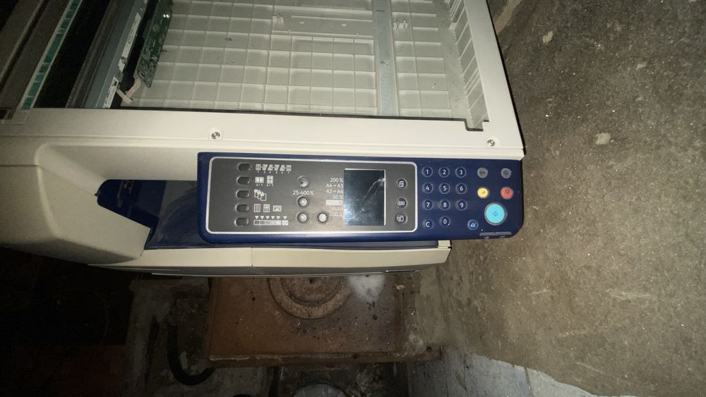Принтер продам бу один рабочий другой нет