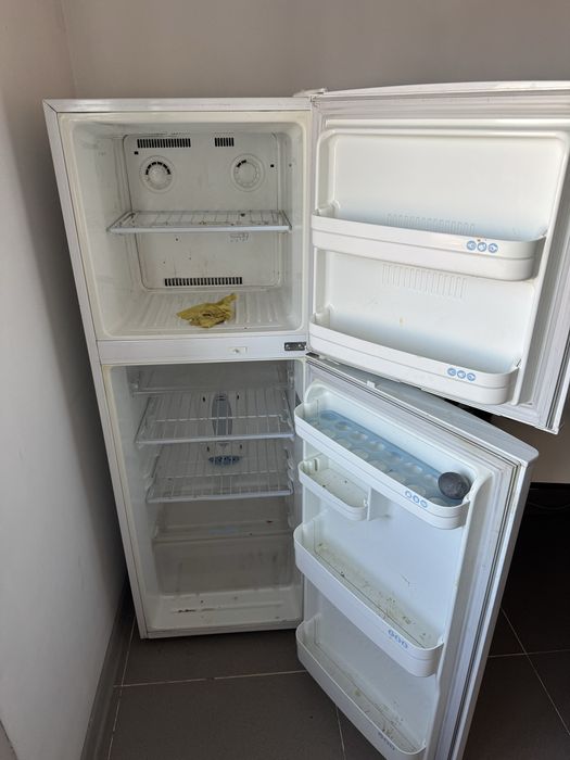 Продам б/у холодильник