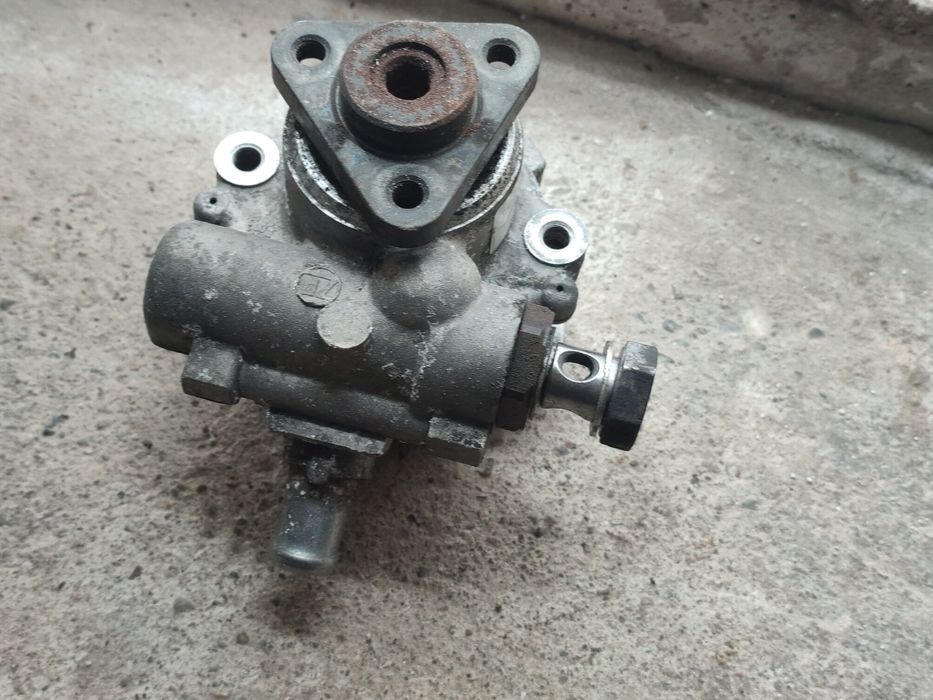 Хидравлична помпа за Audi / Seat – 8E0 145 155 N (ZF)